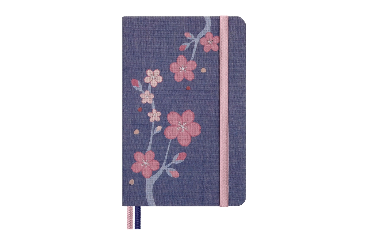 Een Verschijnt 3e week maart - Moleskine Limited Edition Sakura Ruled Hardcover Pocket Notebook + Gift Box koop je bij Moleskine.nl